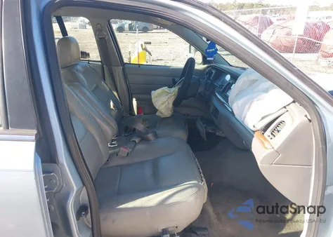 2003 Ford Crown Victoria Lx z USA, uszkodzony, nr VIN 2FAFP74W13X145024